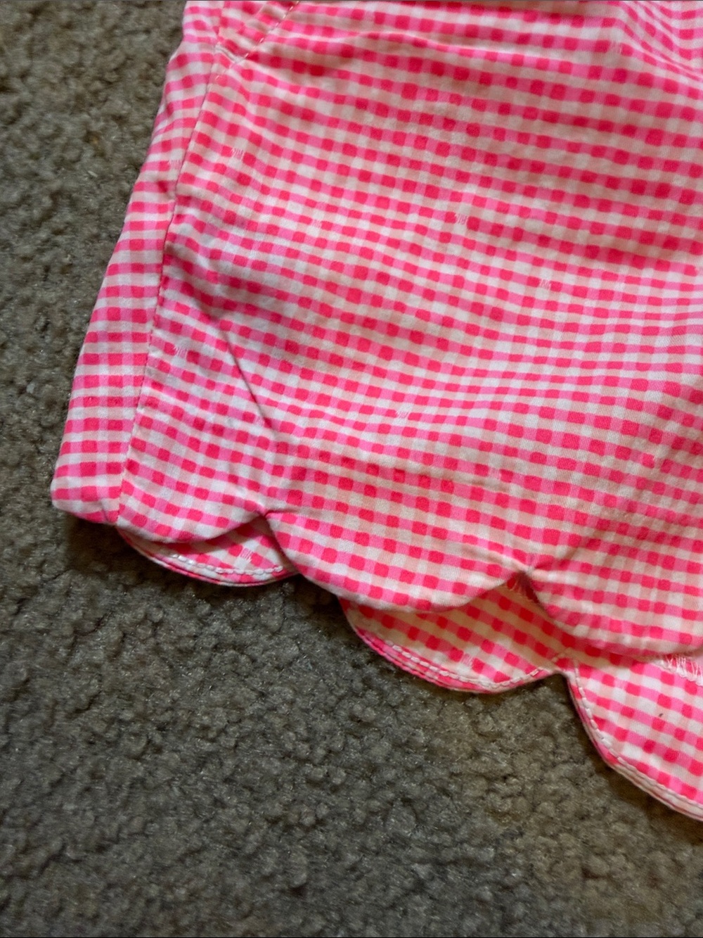 Vibrant Coral Gingham Scallop Hem Women’s Shorts - Picture 6 of 8